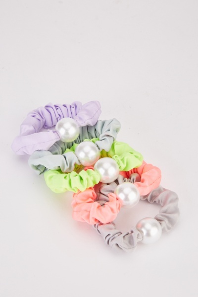 Pack Of 5 Faux Pearl Scrunchies