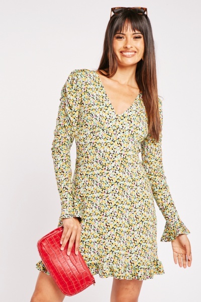 Gathered Sleeve Floral Shift Dress