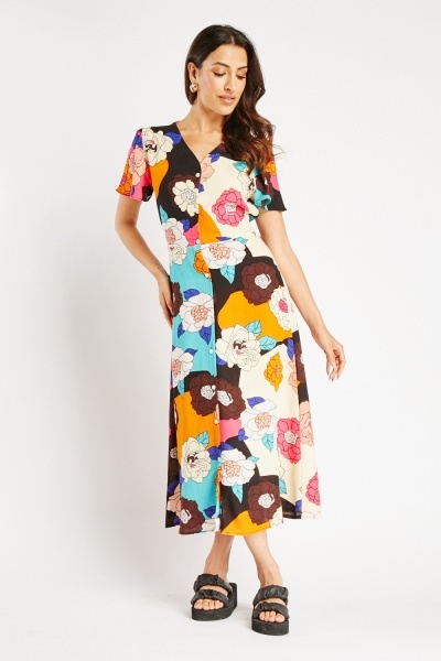 Large Floral Print Maxi Buttoned Dress