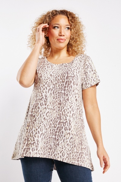 Leopard Print Short Sleeve Tunic Top