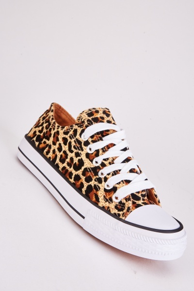 Leopard Printed Low Top Sneakers