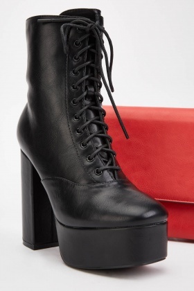 platform heel boots black