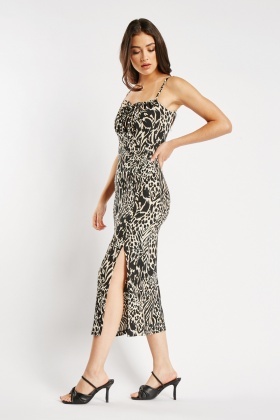 Black and white outlet tiger print dress