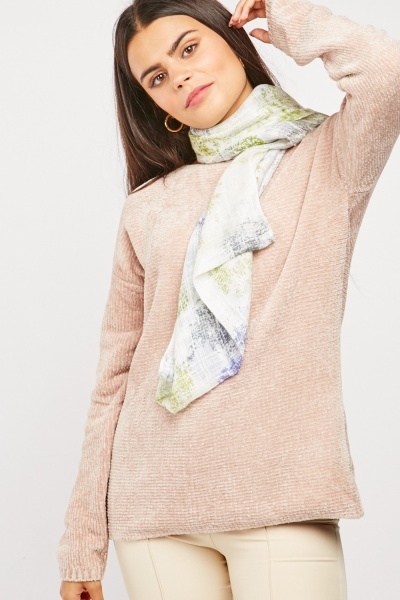 Scattered Print Raw Edge Scarf