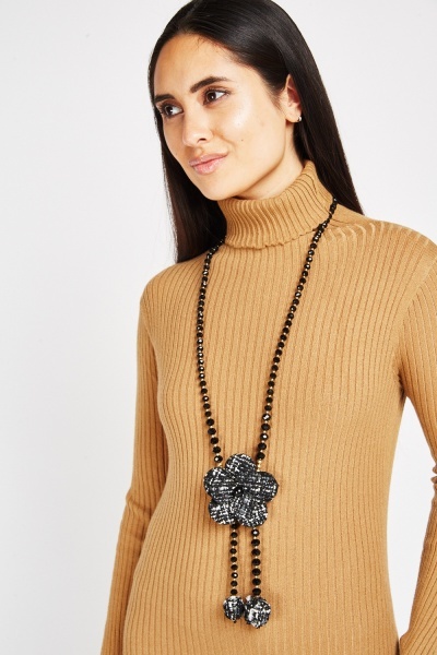 Tweed Flower Lariat Necklace