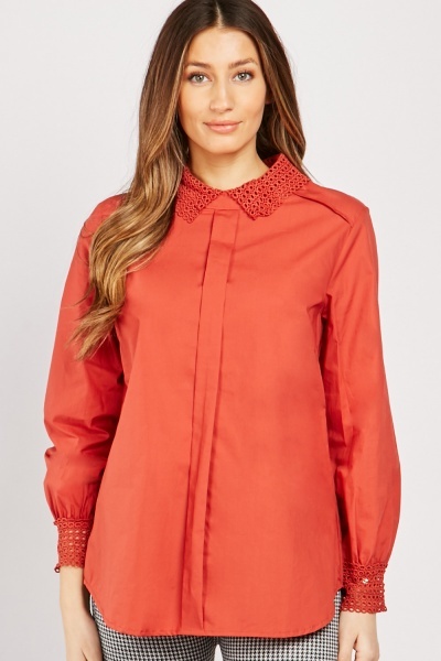 Circular Crochet Trim Cotton Shirt