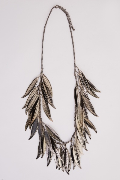 Layered Feather Fringe Necklace