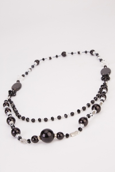 Beaded Contrast Long Necklace