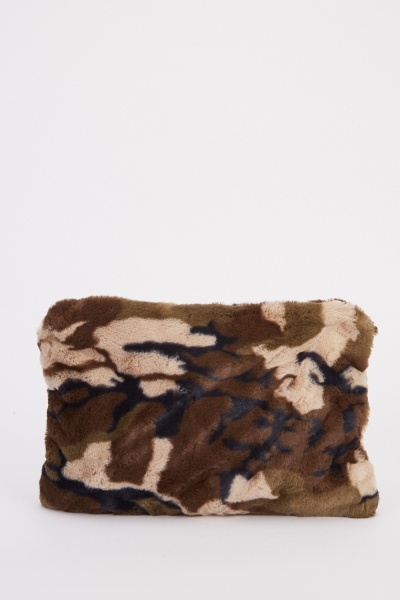 Fluffy Camouflage Clutch Bag