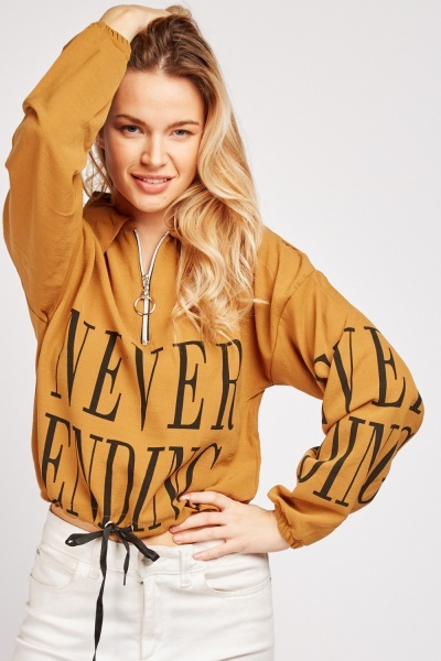 Printed O-Ring Zipper Crop Sweatshirt