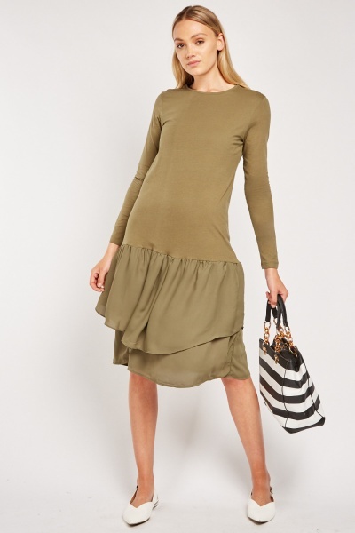 Long Sleeve Tiered Midi Dress