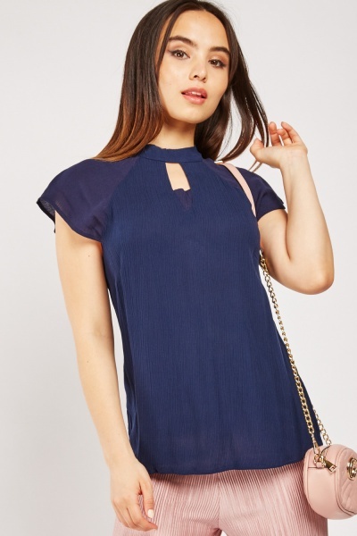 Keyhole Cap Sleeve Crinkle Top