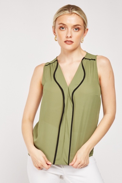 V-Neck Contrasted Sleeveless Top