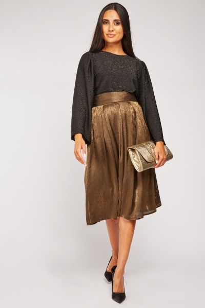 Textured Box Pleated Skirt