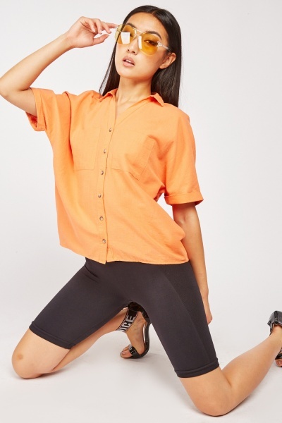 Rolled Sleeve Dip Hem Shirt