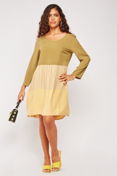 Contrasted Long Sleeve Tiered Dress