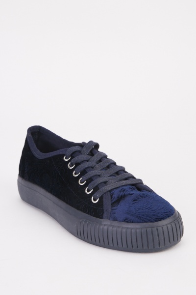 Devore Pattern Lace Up Sneakers
