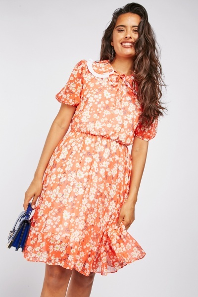 Peter Pan Collared Ditsy Floral Dress