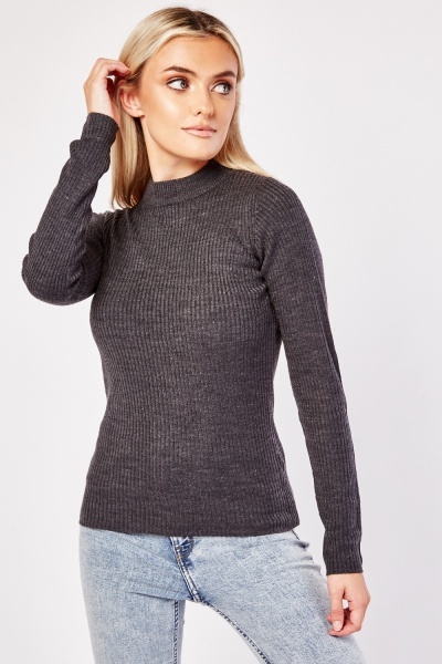 Ribbed Knit Top In Charcoal