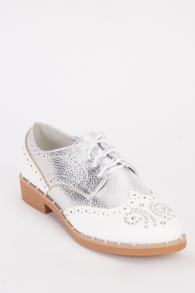 Studded Textured Oxford Shoes