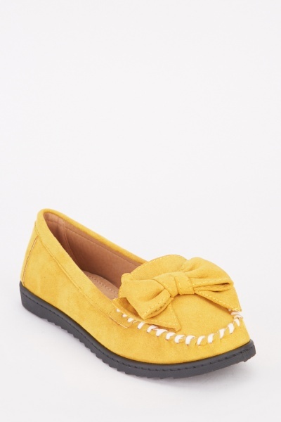 Front Bow Suede Moccasins