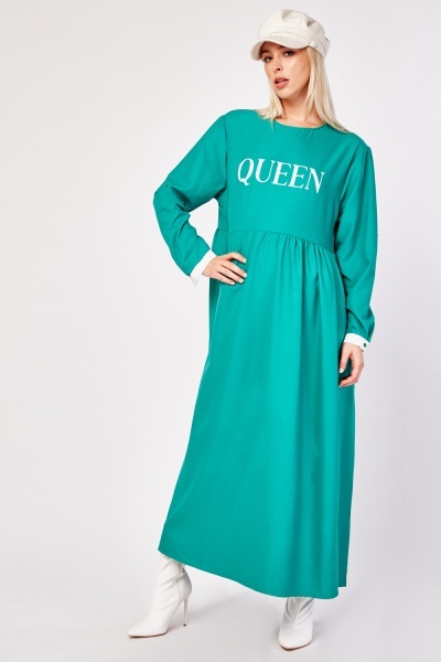Queen Printed Front Tiered Maxi Dress