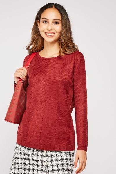 Round Neck Maroon Knitted Jumper