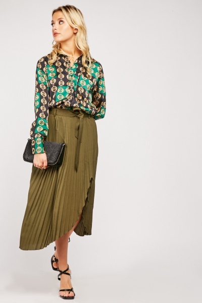 Pleated Side Slit Midi Skirt