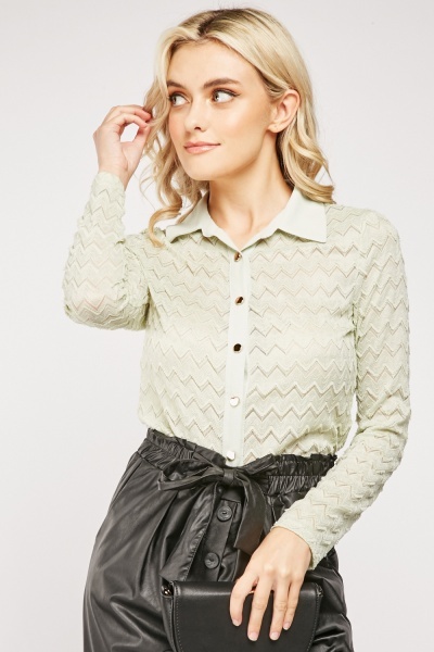 Contrasted Collared Textured Blouse