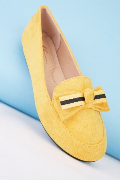 bow front loafers