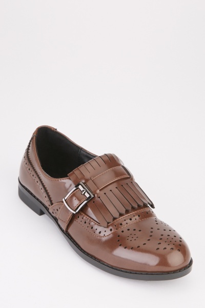 Perforated Fringed Brogue Shoes