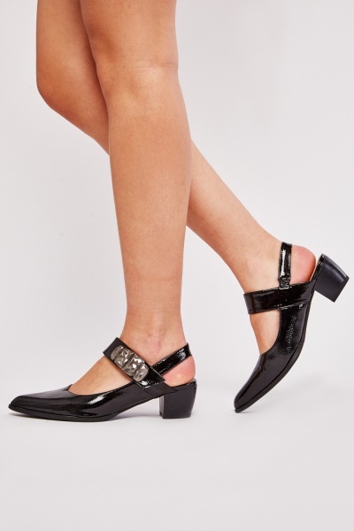 Ankle Strap Detailed Block Heel Shoes