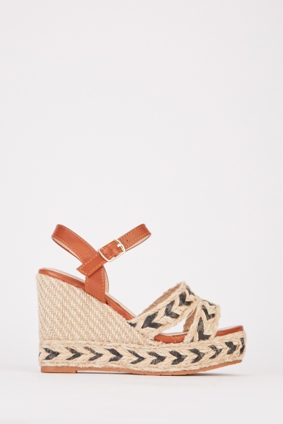 Contrasted Weave Wedged Sandals