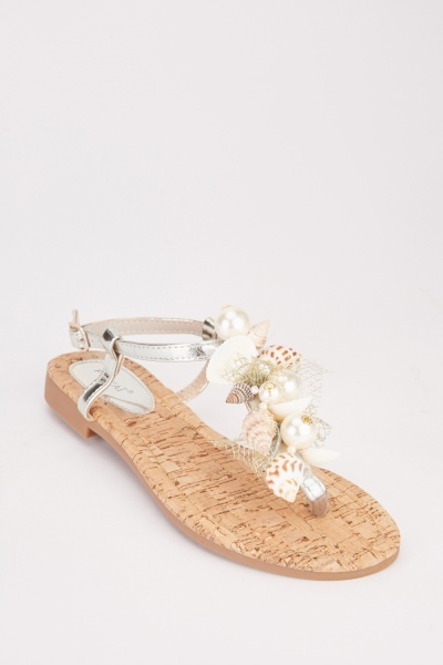 Seashell Thong Strap Flat Sandals