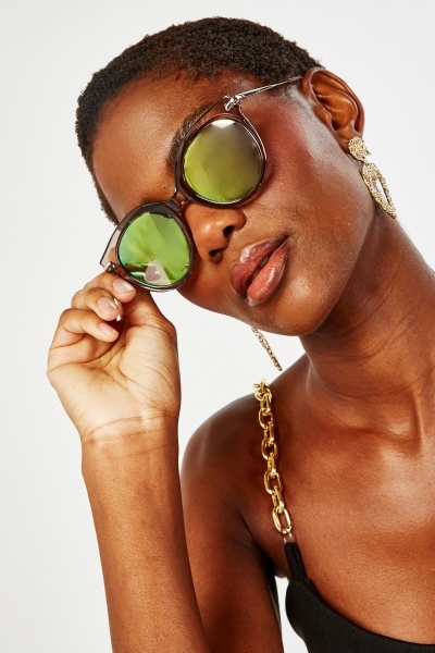 Everything5pounds - Wayfarer style sunglasses