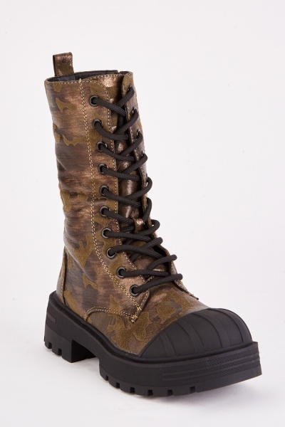 Camouflage Print Lace Up Boots