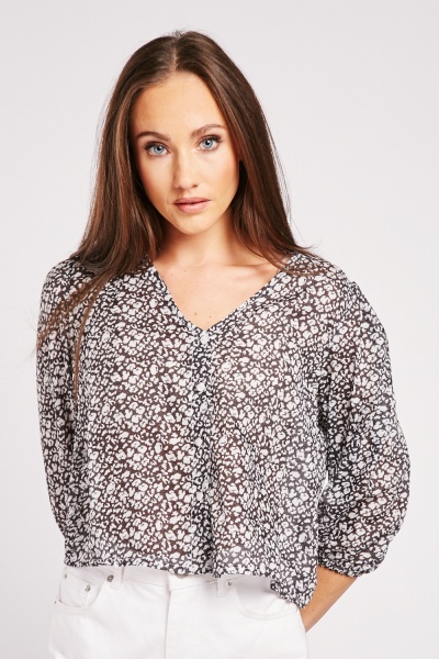 Image of Buttoned Balloon Sleeve Blouse