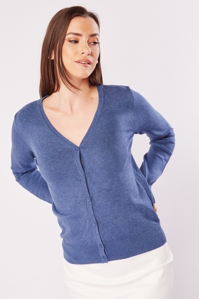 Low Neck Buttoned Knit Cardigan