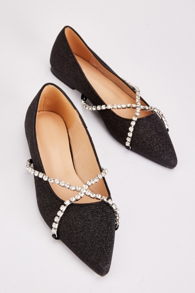 Criss Cross Encrusted Pointy Shoes