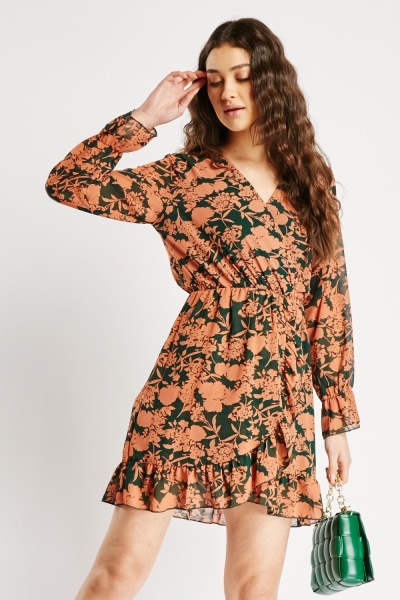 Ruched Hem Printed Wrapped Dress