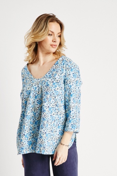 Image of All Over Floral Print Blouse