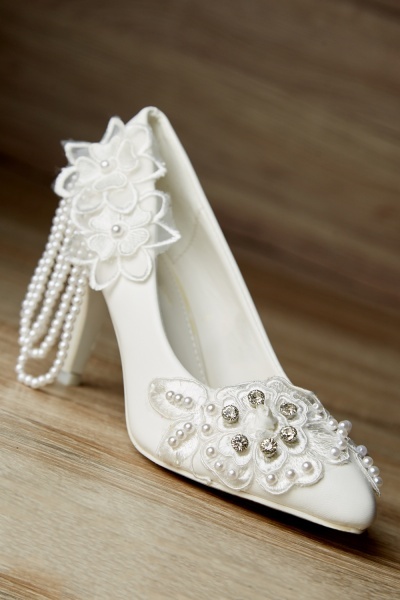 Faux Pearl 3D Flower Wedding Shoes
