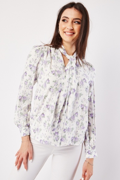 Image of Textured Pussybow Blouse