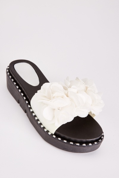 3D Flower Trim Slide Sandals