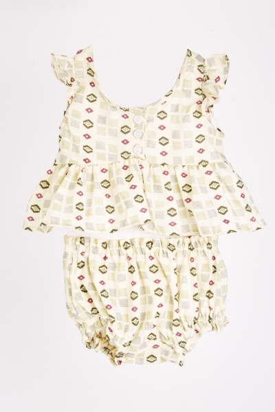 Frilly Girls Top And Gathered Shorts Set