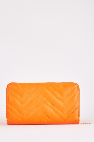Image of Quilted Zig Zag Purse