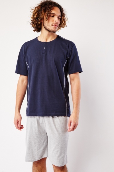Image of Contrasted Top And Shorts Mens Pyjama