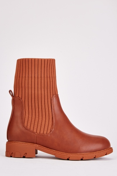 Ribbed Panel Insert Ankle Boots