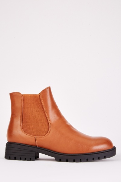 Elastic Insert Chelsea Boots