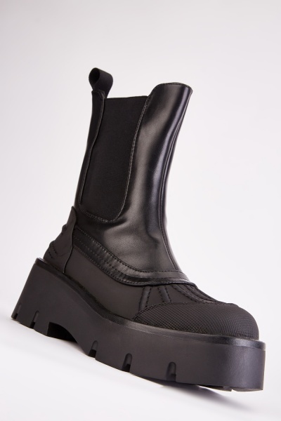 Elasticated Panel Chunky Sole Boots
